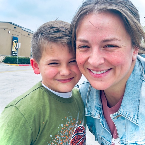 Meet your Posher, Deb - Picture 9 of 15